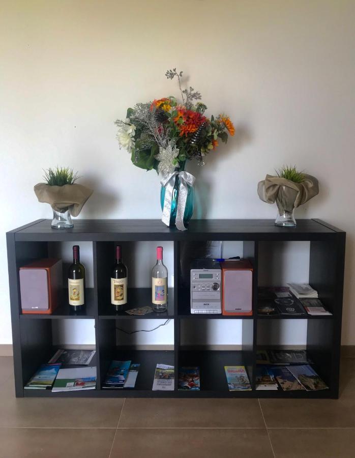 B&B Bellavista Tavullia Εξωτερικό φωτογραφία