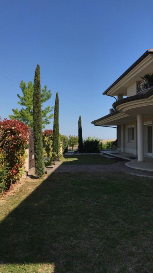 B&B Bellavista Tavullia Εξωτερικό φωτογραφία